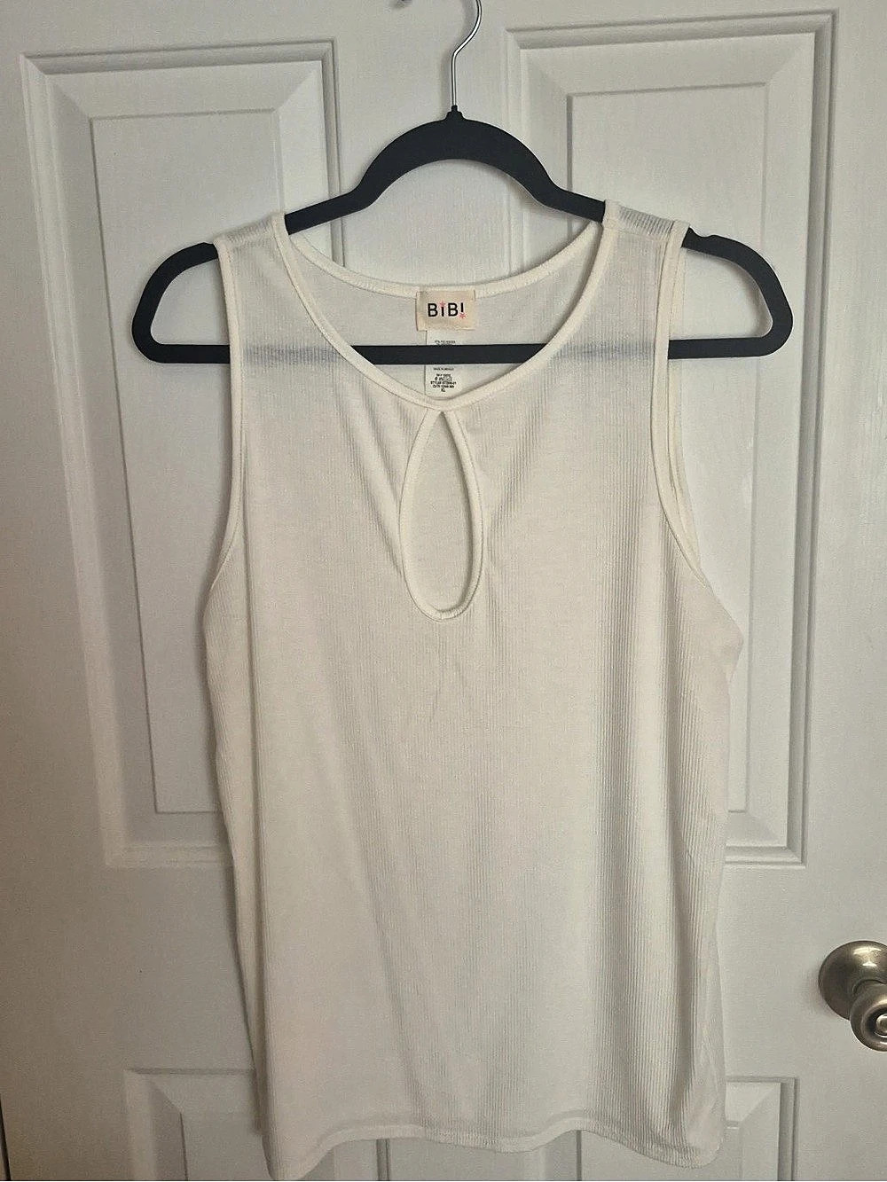 BiBi I Cutout Tank Top in White Size XL